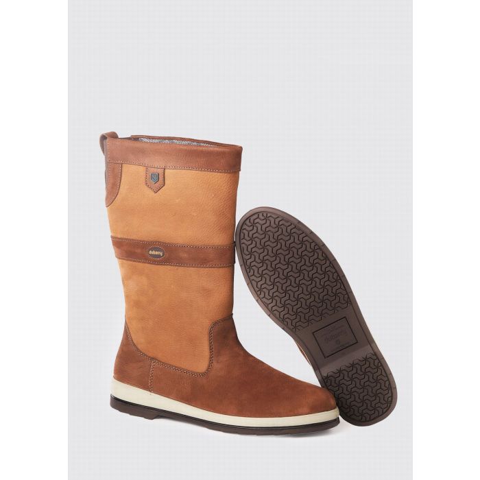 https://vrolijk.nl/dubarry-ultima-extra-fit-zeillaars-brown-donkerbruin-4696.html